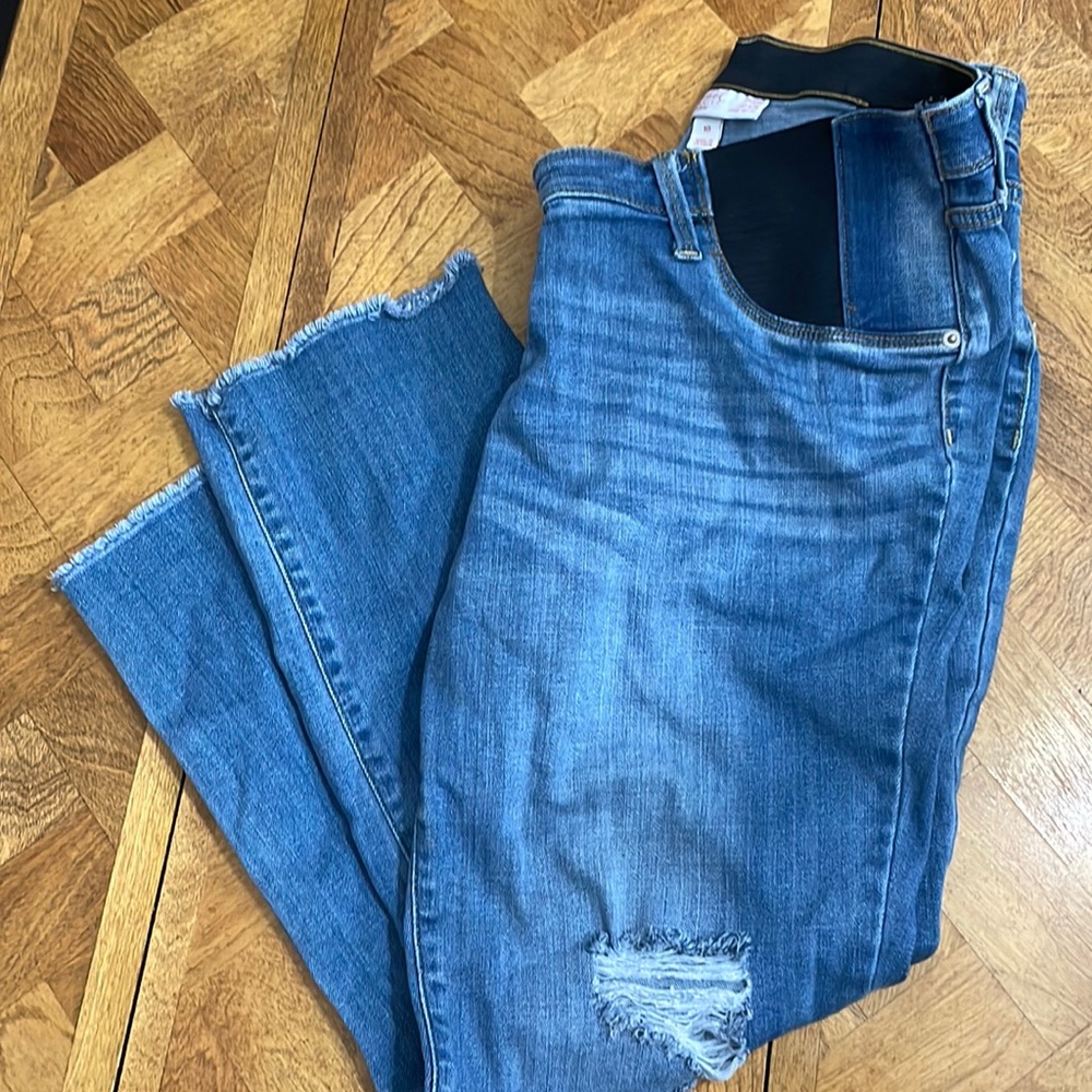 Isabel’s maternity straight crop jeans